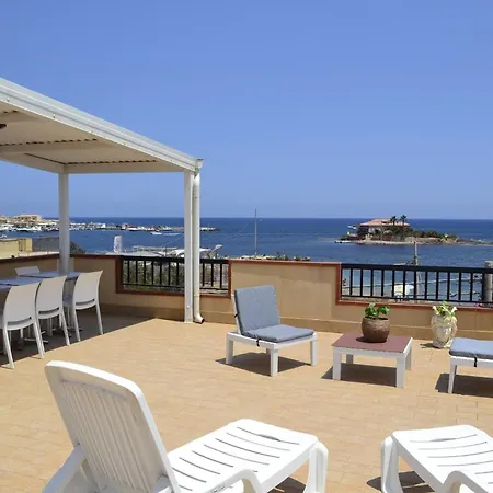 Apartment First Floor Lido House With Terrace For Exclusive Use
