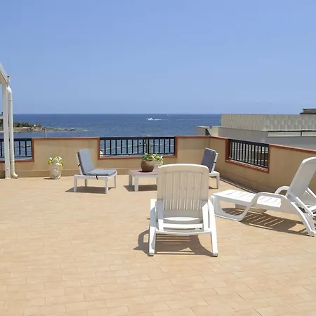 First Floor Lido House With Terrace For Exclusive Use Марцамеми