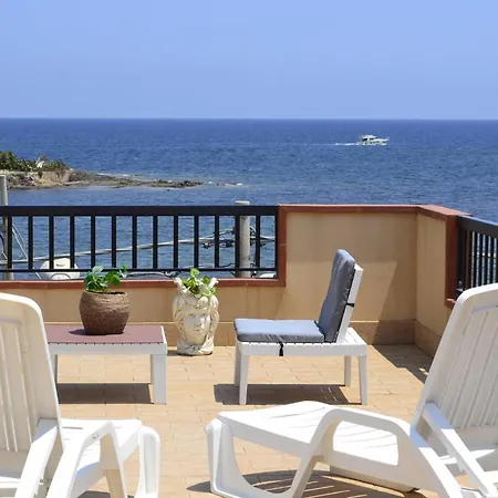 Apartment First Floor Lido House With Terrace For Exclusive Use
