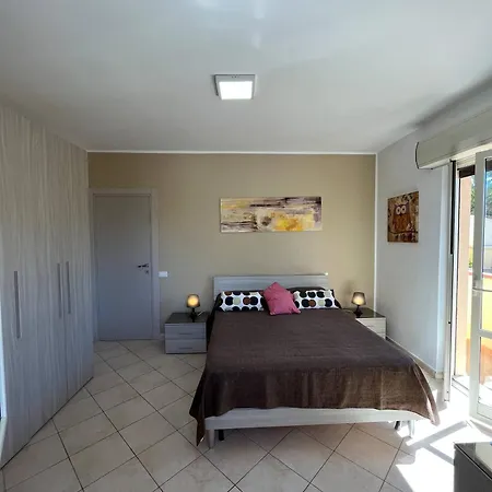 Apartment First Floor Lido House With Terrace For Exclusive Use Marzamemi