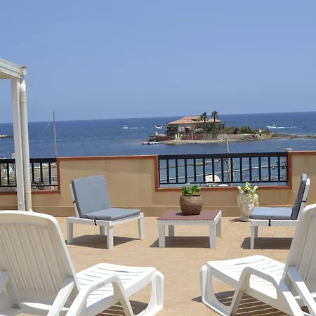 First Floor Lido House With Terrace For Exclusive Use Marzamemi