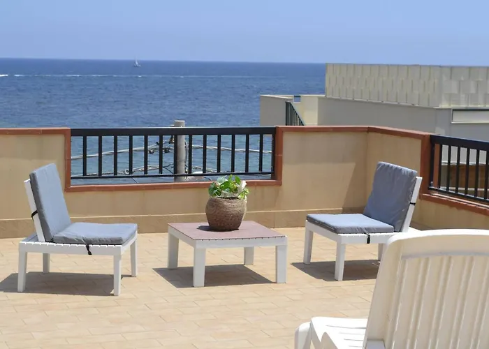 First Floor Lido House With Terrace For Exclusive Use *