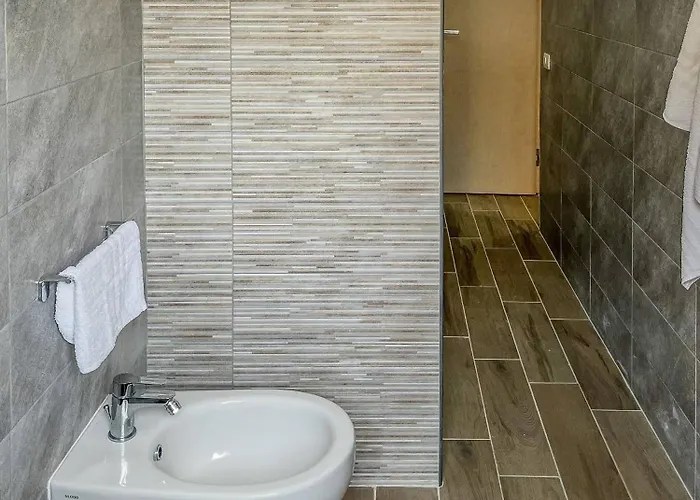 First Floor Lido House With Terrace For Exclusive Use