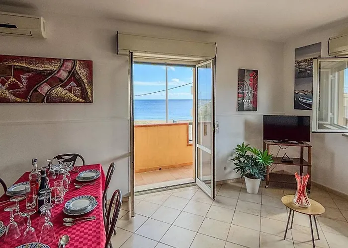 First Floor Lido House With Terrace For Exclusive Use *